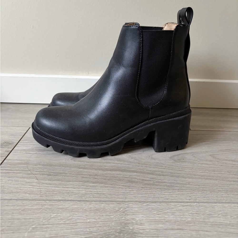 Steve Madden Black Ankle Booties